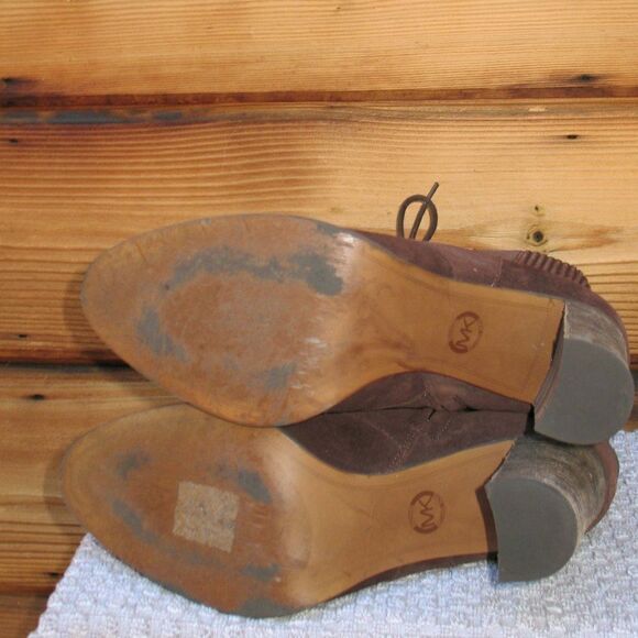 Michael Kors women’s 9.5 Brown Heeled Ankle Boots - Picture 7 of 10